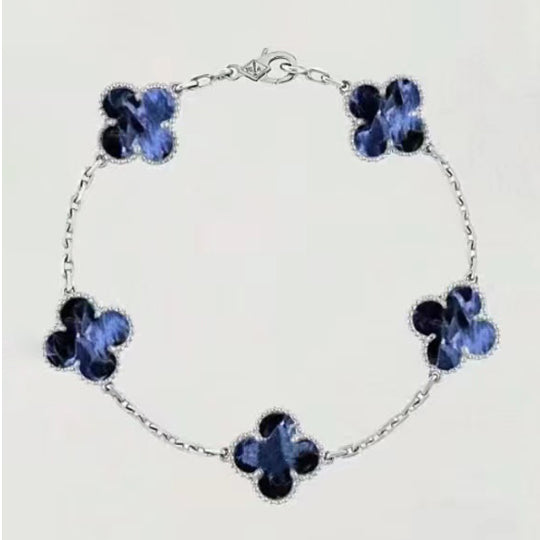 18K Vintage Clover Bracelet