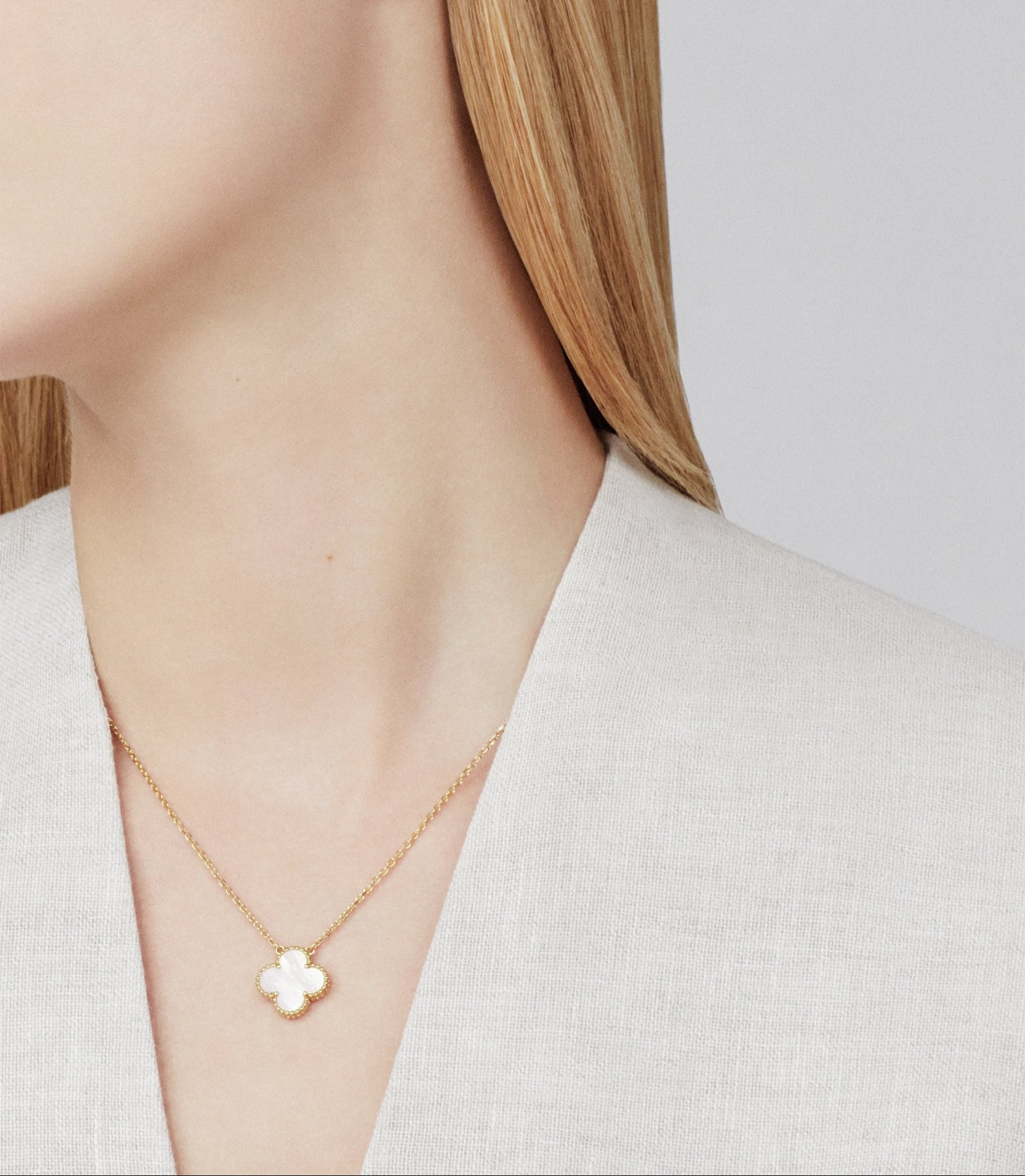 18K Vintage Clover Pendant Clover Necklace