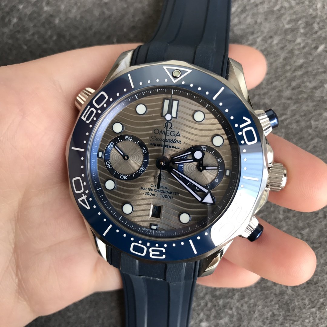 SEAMASTER DIVER 300M CO-AXIAL CHRONOGRAPH 44MM GREY DIAL