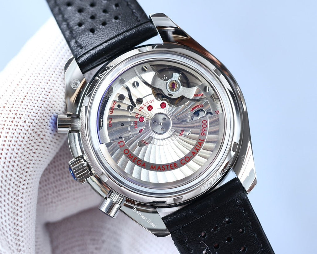 SPEEDMASTER RACING 44 CERAMIC BLACK DIAL LEATHER