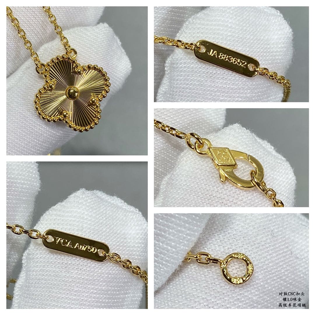 18K Vintage Clover Pendant Clover Necklace