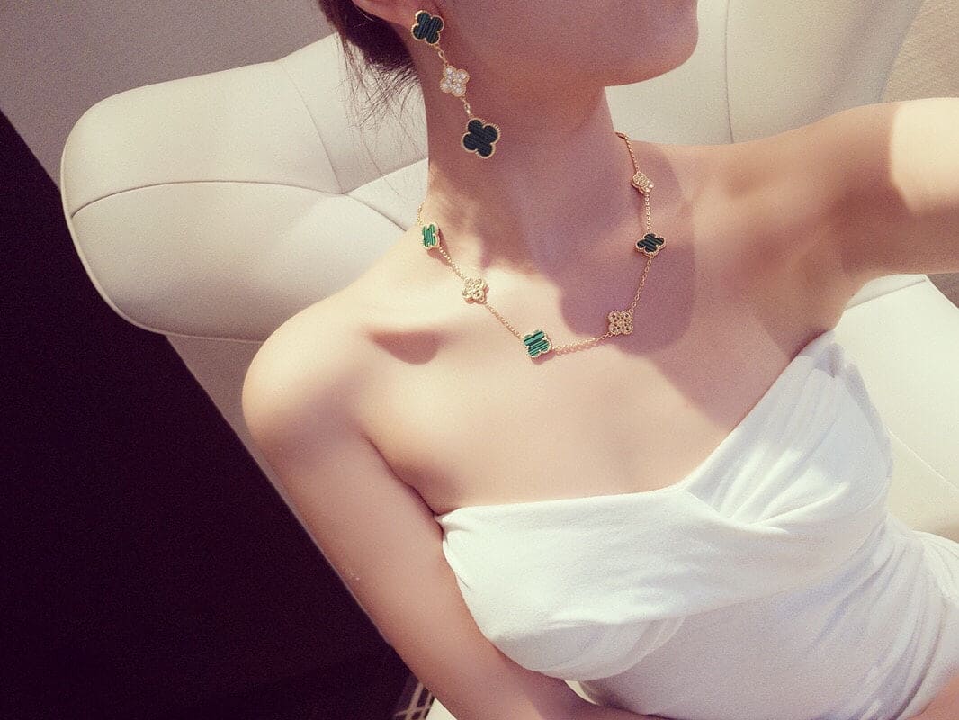 18K Vintage Clover Malachite Diamonds 10 Motifs Necklace