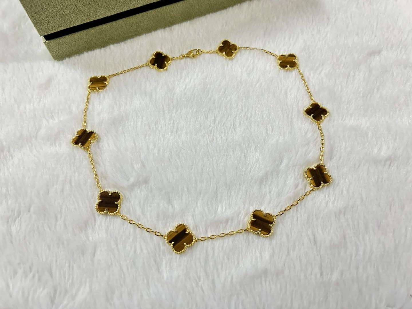18K Vintage Clover Tiger Eye 10 Motifs Necklace