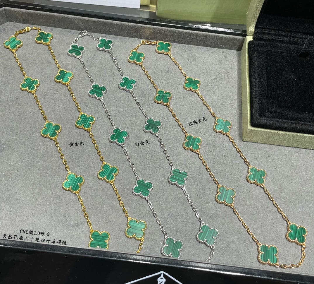 18K Vintage Clover Malachite 10 Motifs Necklace