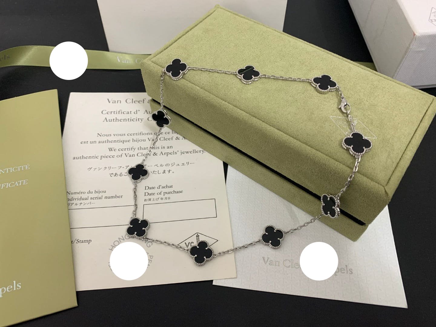 18K Vintage Clover Black 10 Motifs Clover Necklace