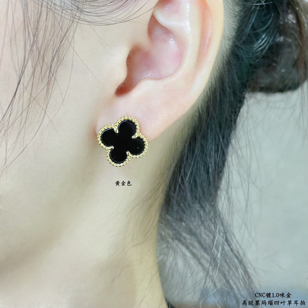 Pendientes Trébol Vintage Negros en Oro 18K