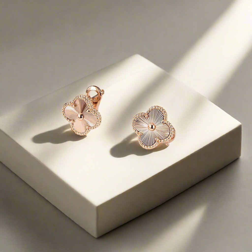 18K Vintage Clover Earrings