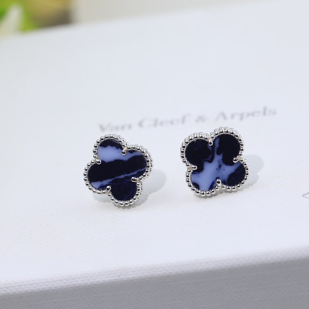 18K Vintage Clover Blue Earrings