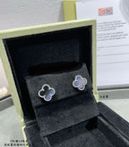 Pendientes Trébol Vintage Negros en Oro 18K