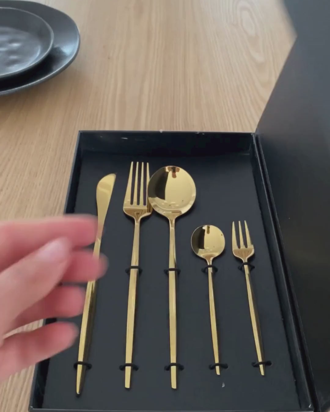 LEANDRA ダイニングテーブル ライトアッシュ 200×100cm