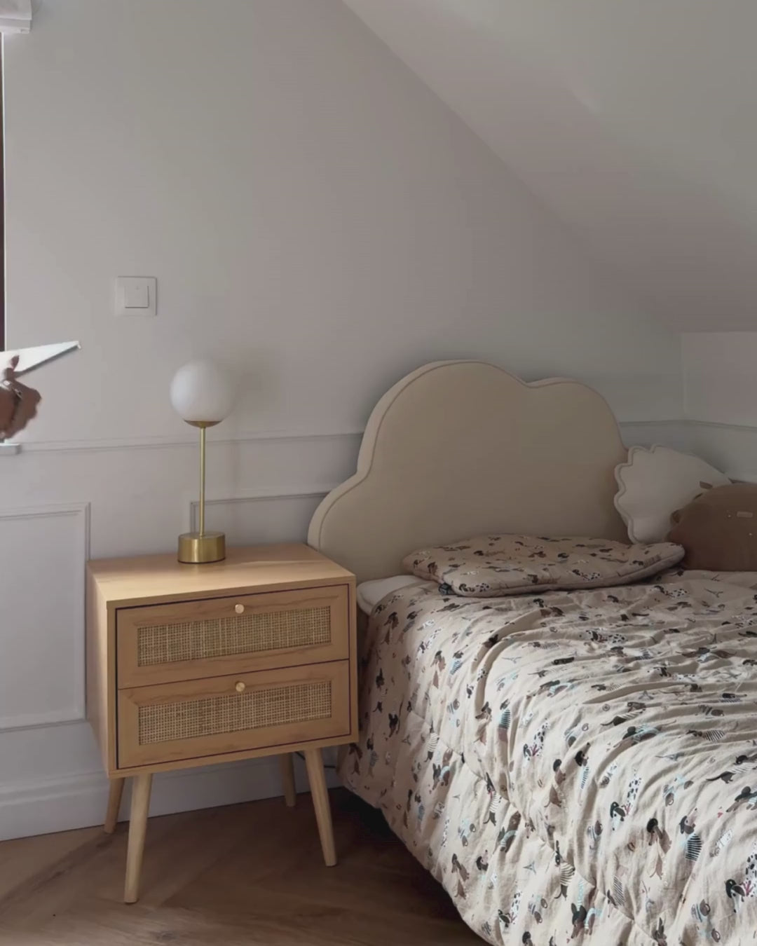 Perote ペローテ ナイトテーブル 2引き出し ラタン前面 ライトブラウン