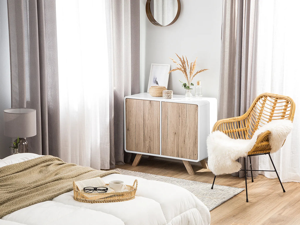 MILO ハイボードキャビネット ホワイト 木製脚 レトロ調 北欧風 収納キャビネット 棚付き