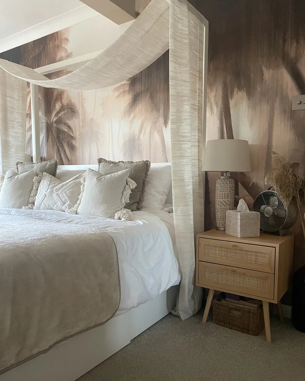 Perote ペローテ ナイトテーブル 2引き出し ラタン前面 ライトブラウン